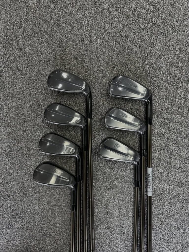 Titleist T250 Black Vapor Limited Edition Iron Set 5-P, 48° (7 Pieces)