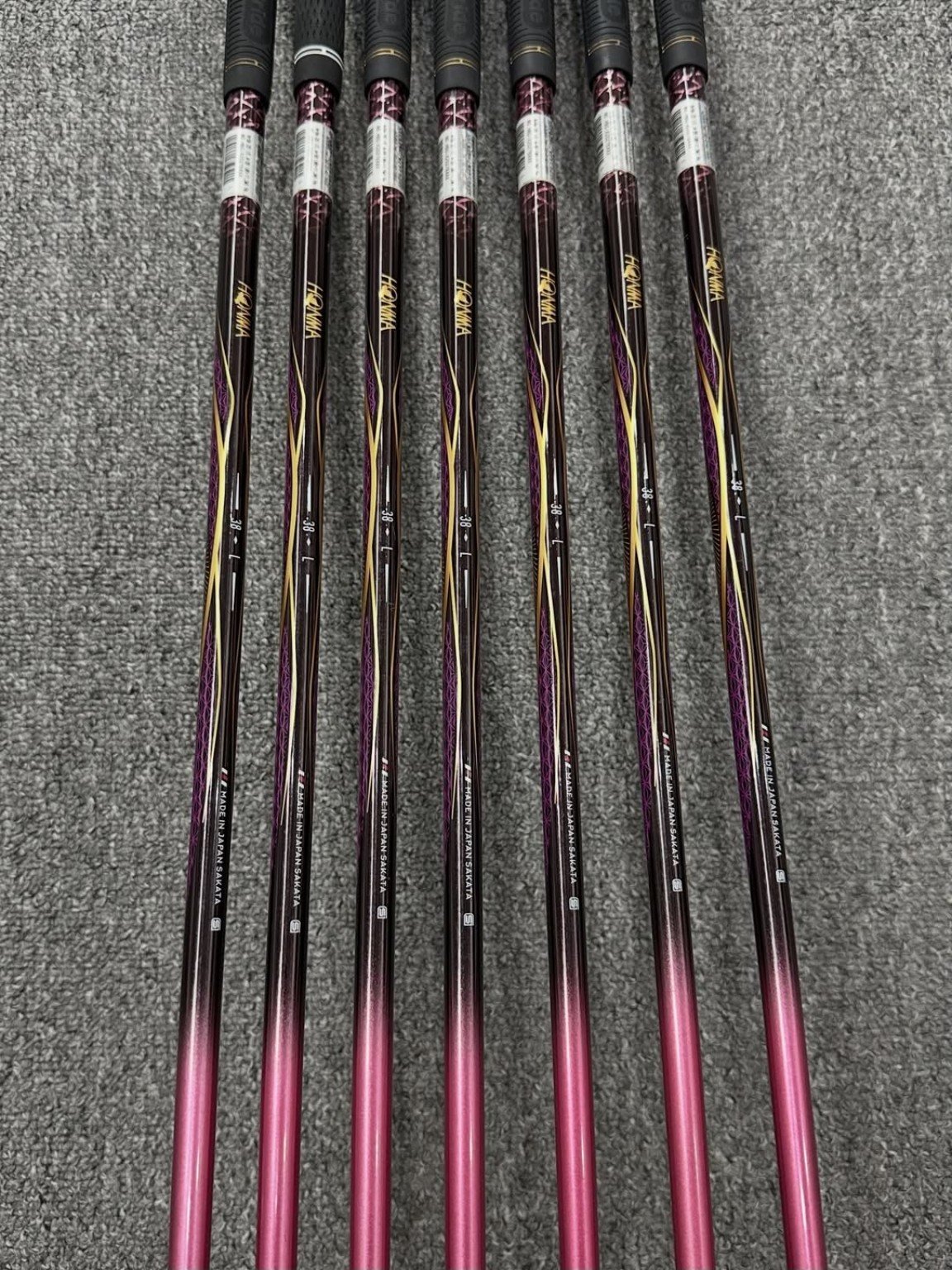 Honma New Beres 2 Star Ladies Iron Set 6-S (7 Pieces) - Image 3