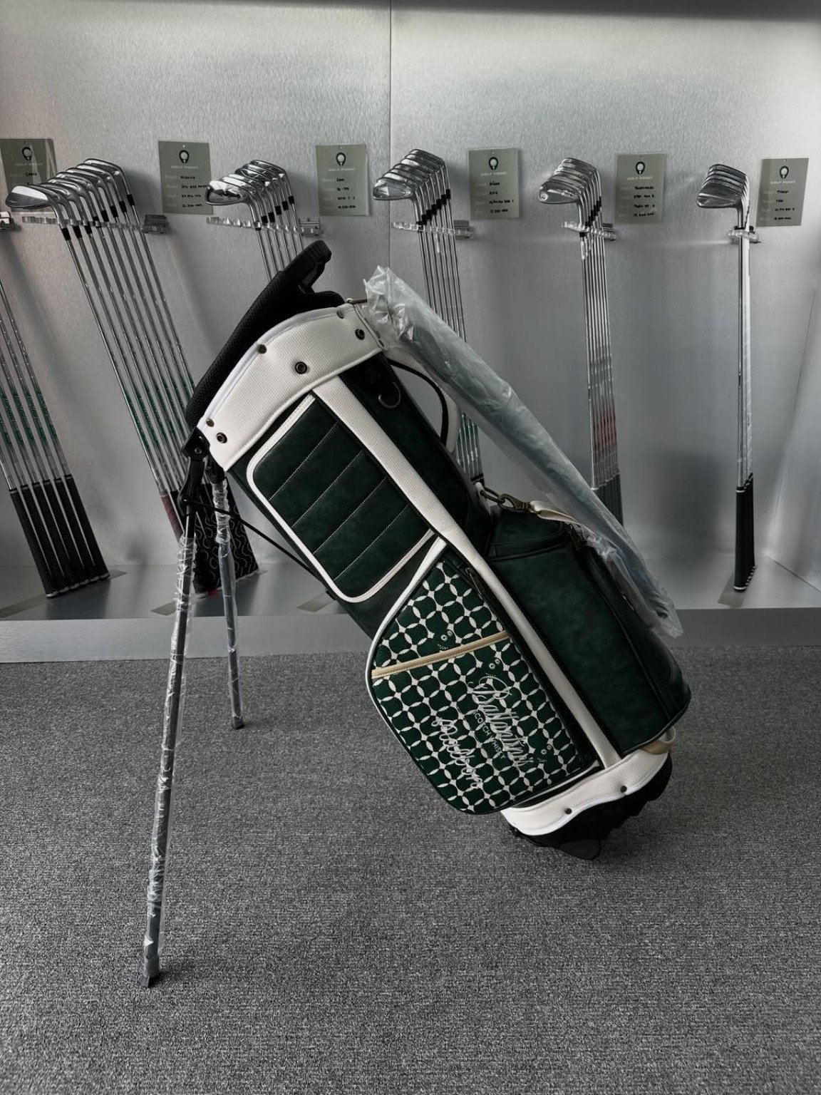 Malbon × Ballantine’s Stand Bag Green - Image 3