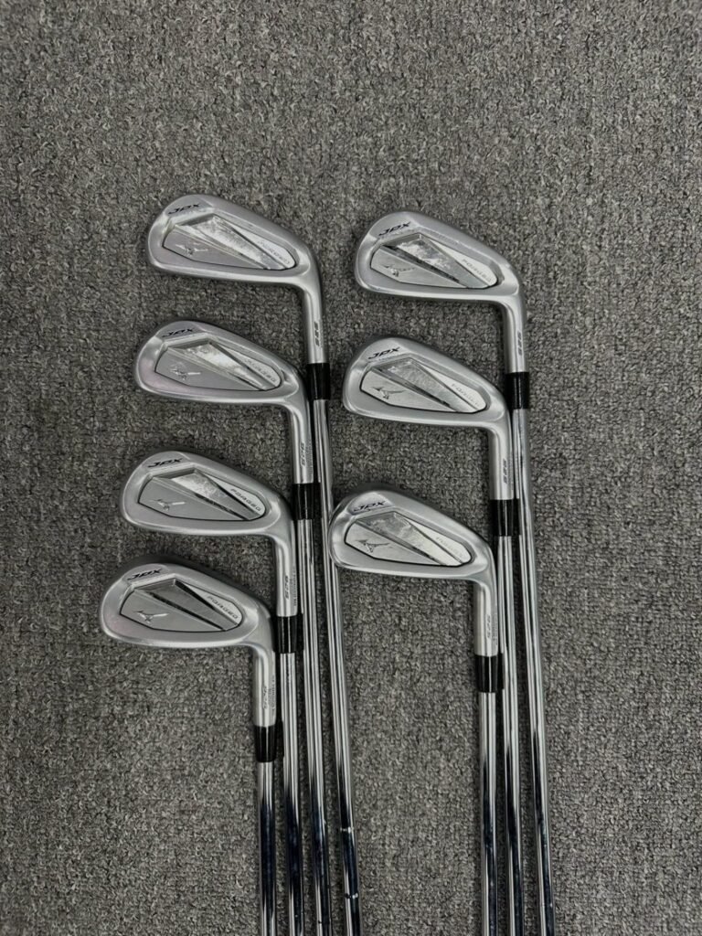 Mizuno JPX 925 Forged Iron Set 4-P (7 Pieces)