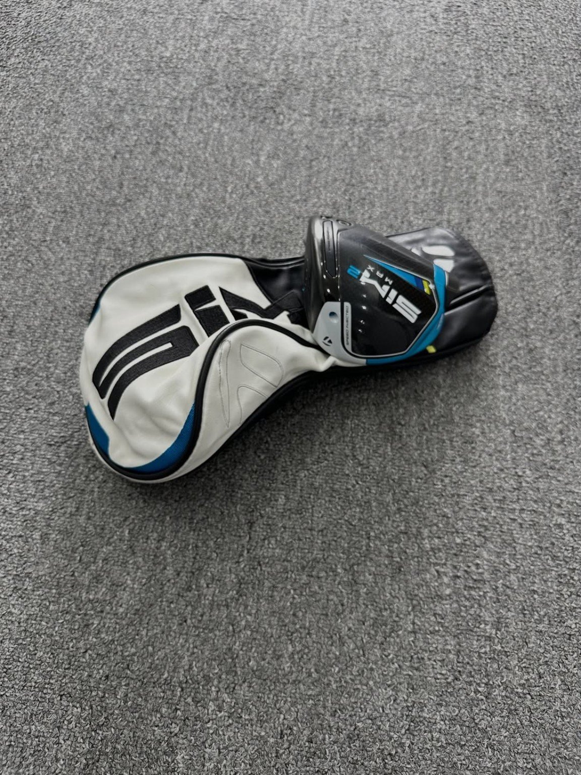 TaylorMade SIM2 Max Driver Head Only 10.5°